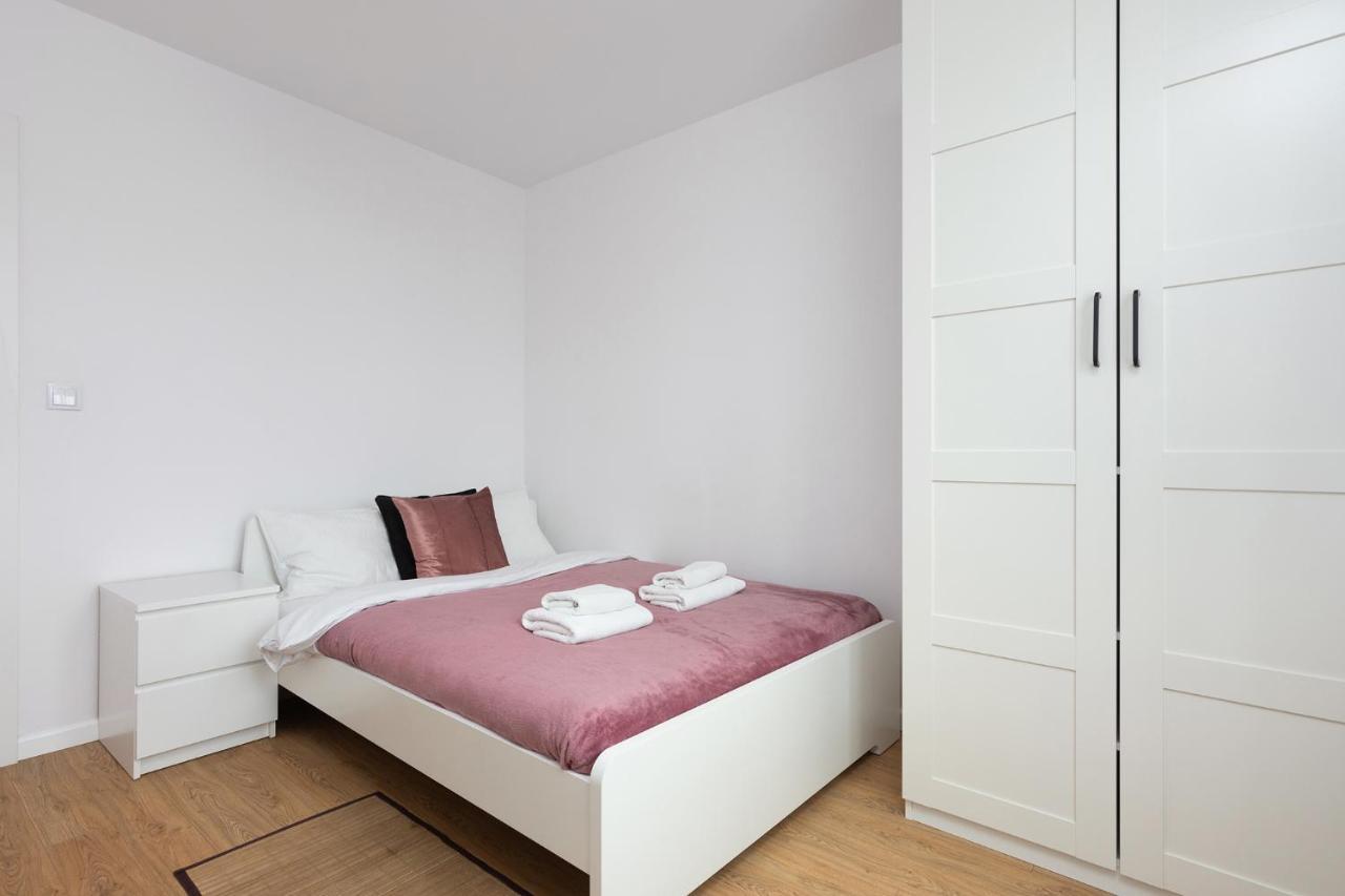 Family Apartment Nearto Old Town Vermelo By Neartopl Cracovia Exterior foto